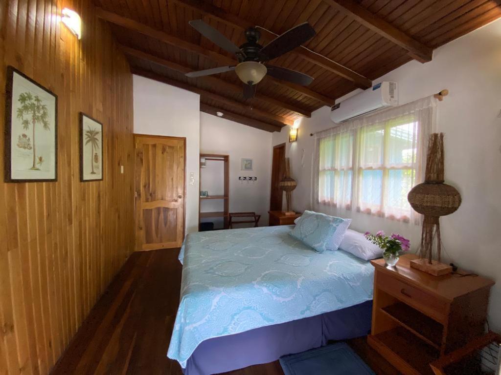 The Isabela Beach House Puerto Villamil Exteriér fotografie