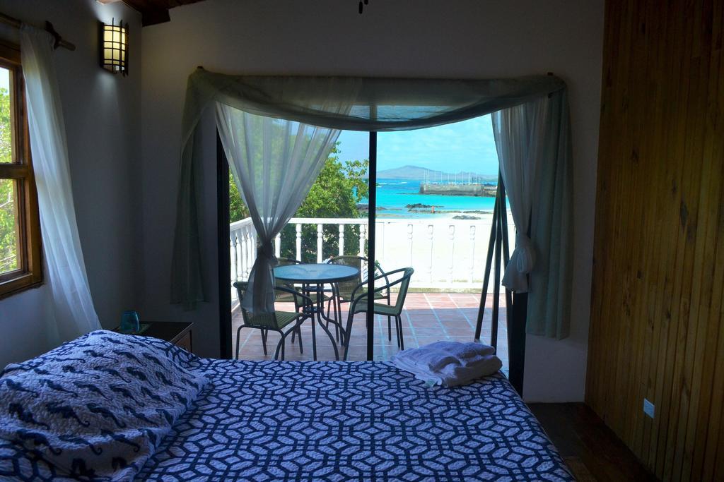 The Isabela Beach House Puerto Villamil Pokoj fotografie