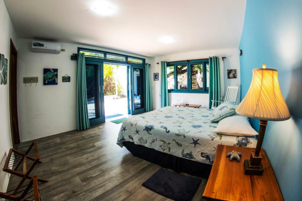 The Isabela Beach House Puerto Villamil Exteriér fotografie